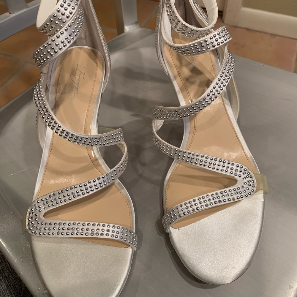 Vince Camuto Heels